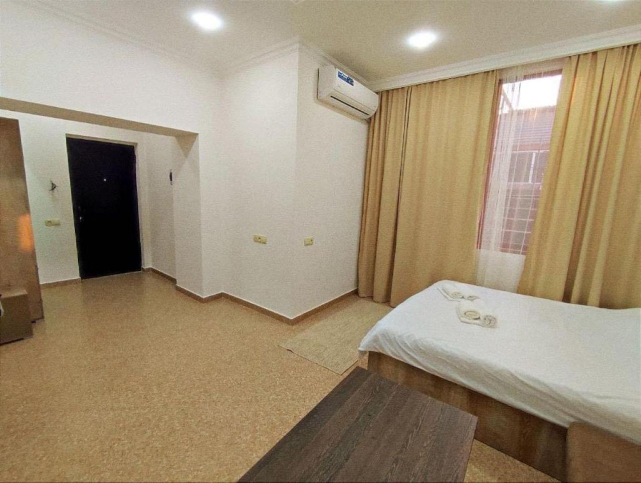 יירבאן Aygestan Apartments מראה חיצוני תמונה